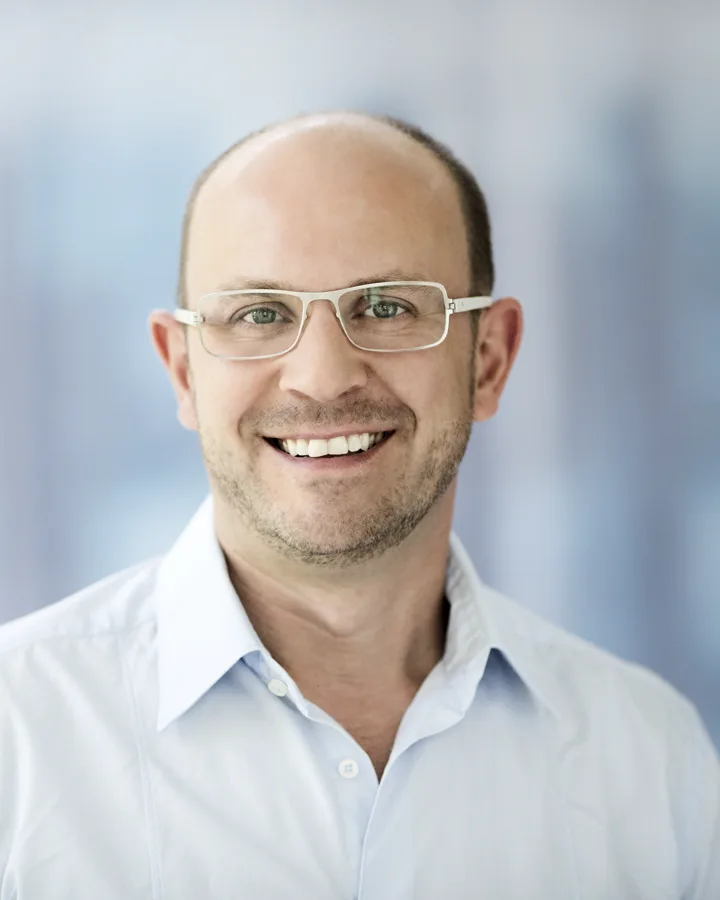 Jens Weber, er erstellt die Planetensignatur-Hefte